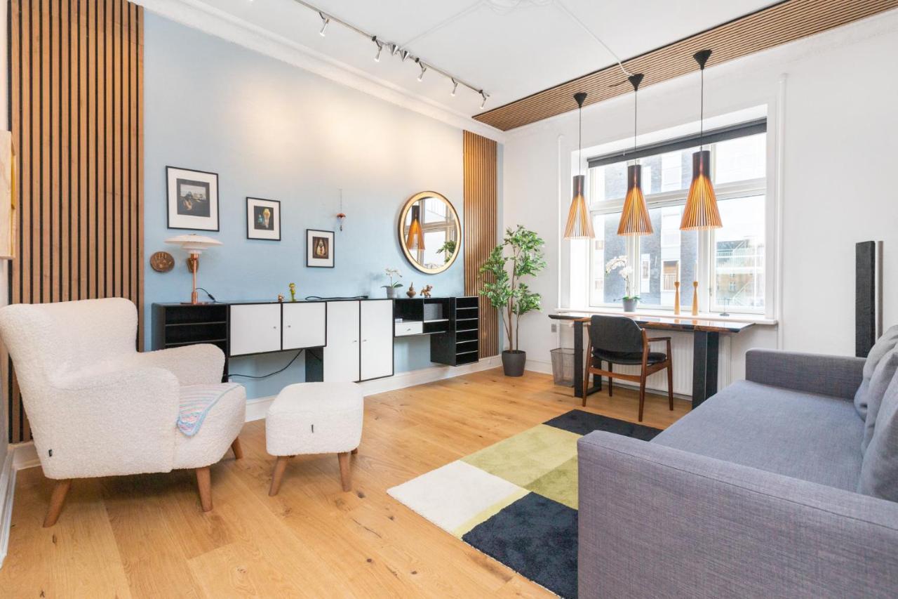Apartamento 5 Min Fra Banegarden - Plads Til 4-Personer Aalborg Exterior foto